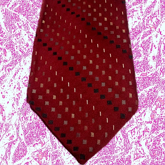 J. Ferrar Vintage Tie 100% Imported Silk Foulard Necktie Red w/Geometric Pattern - Picture 6 of 14
